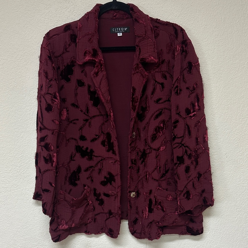 Citron Women's Silk blend Deep burgundy Floral velvet Blazer jacket size M